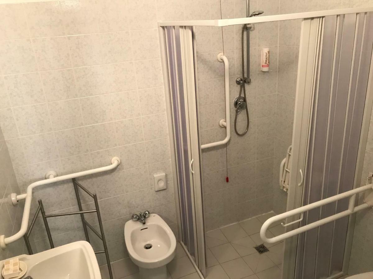Antica Lanterna 3*