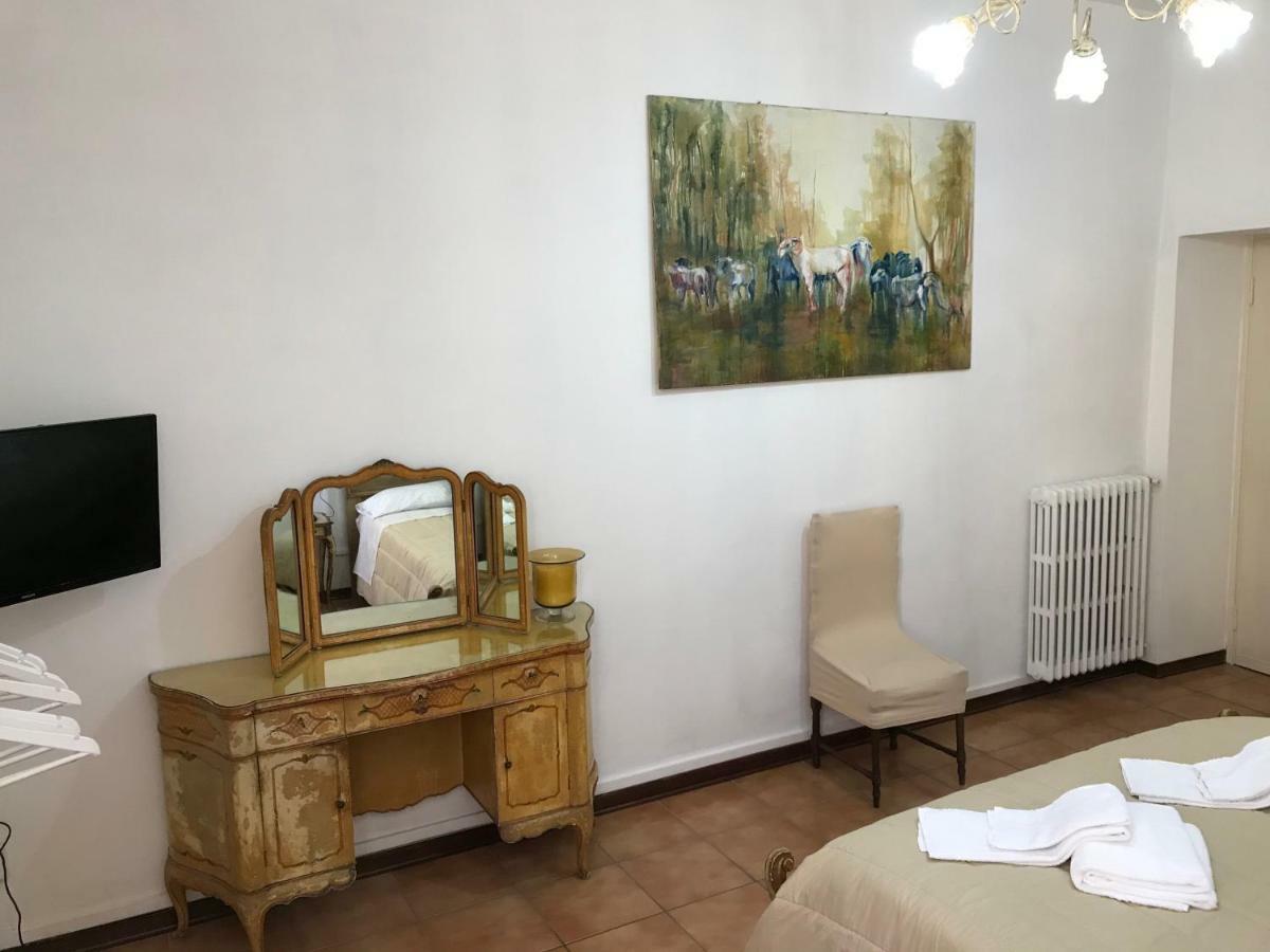 Antica Lanterna 3*